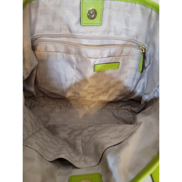 Michael Kors Jet Set Tote Bag Apple Green Leather Snap Closure Shopping Work - Picture 13 of 16